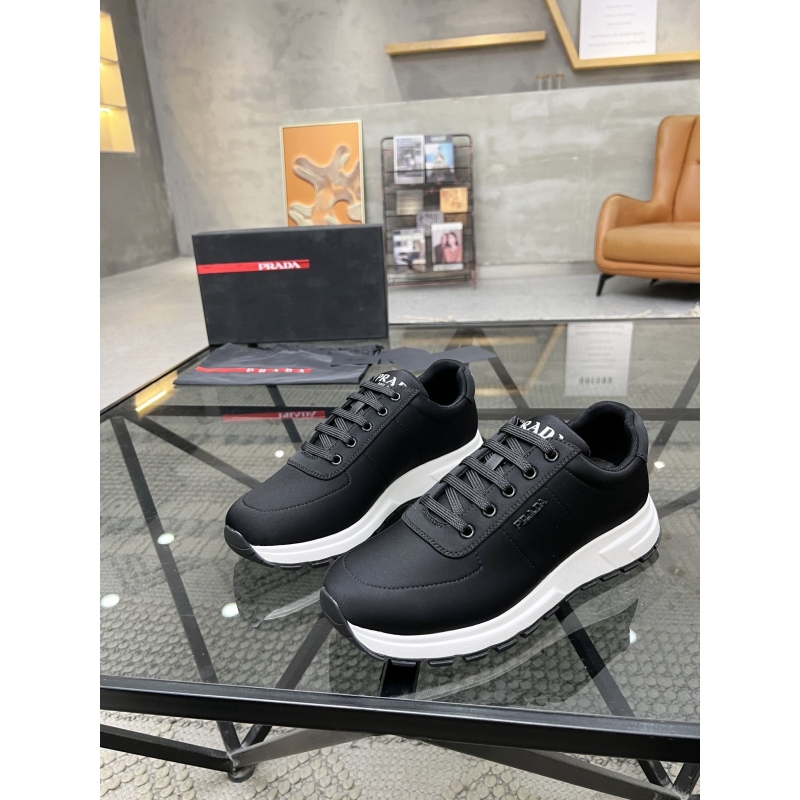 Pra*a sneakers